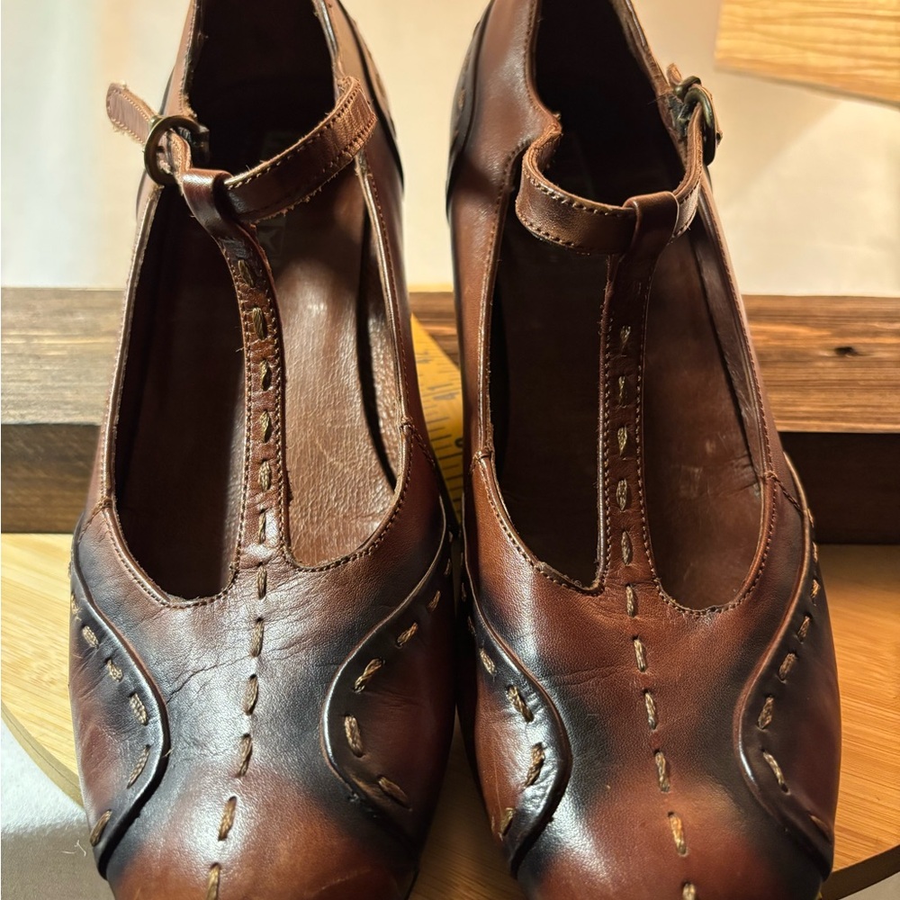 PIKOLINOS Brown Leather Heels